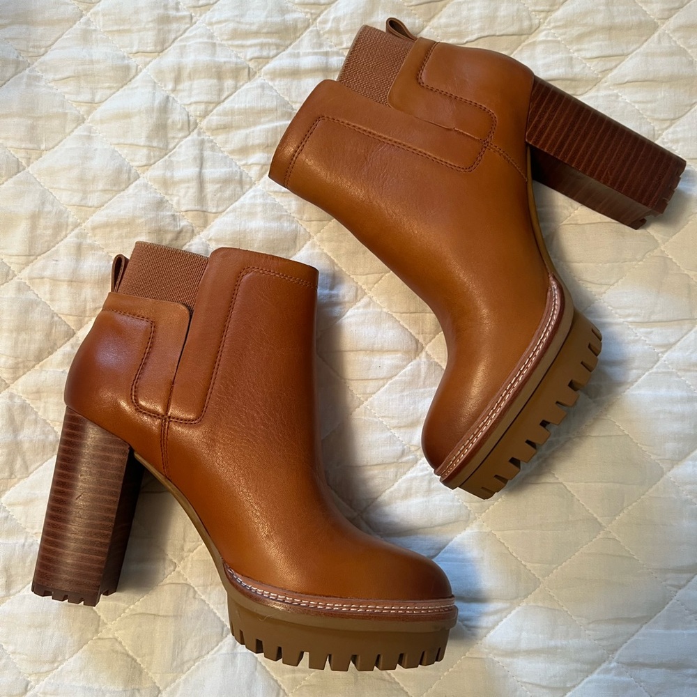 Vince Camuto Erinia Brown Leather Ankle Boots